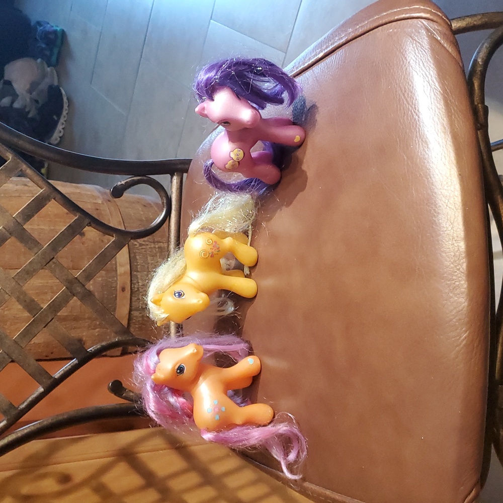 LOT OF 3 MY LITTLE PONY BUTTER SCOTCH 40th ANNIVERSARY, SEW AND SO G3, KIMONO G3
